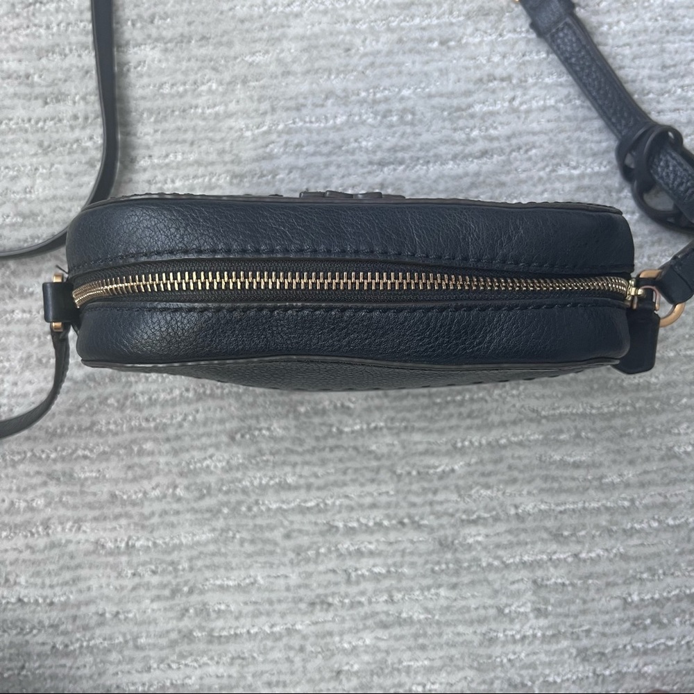 Tory Burch Thea Camera Crossbody Black Bag - Picture 10 of 12